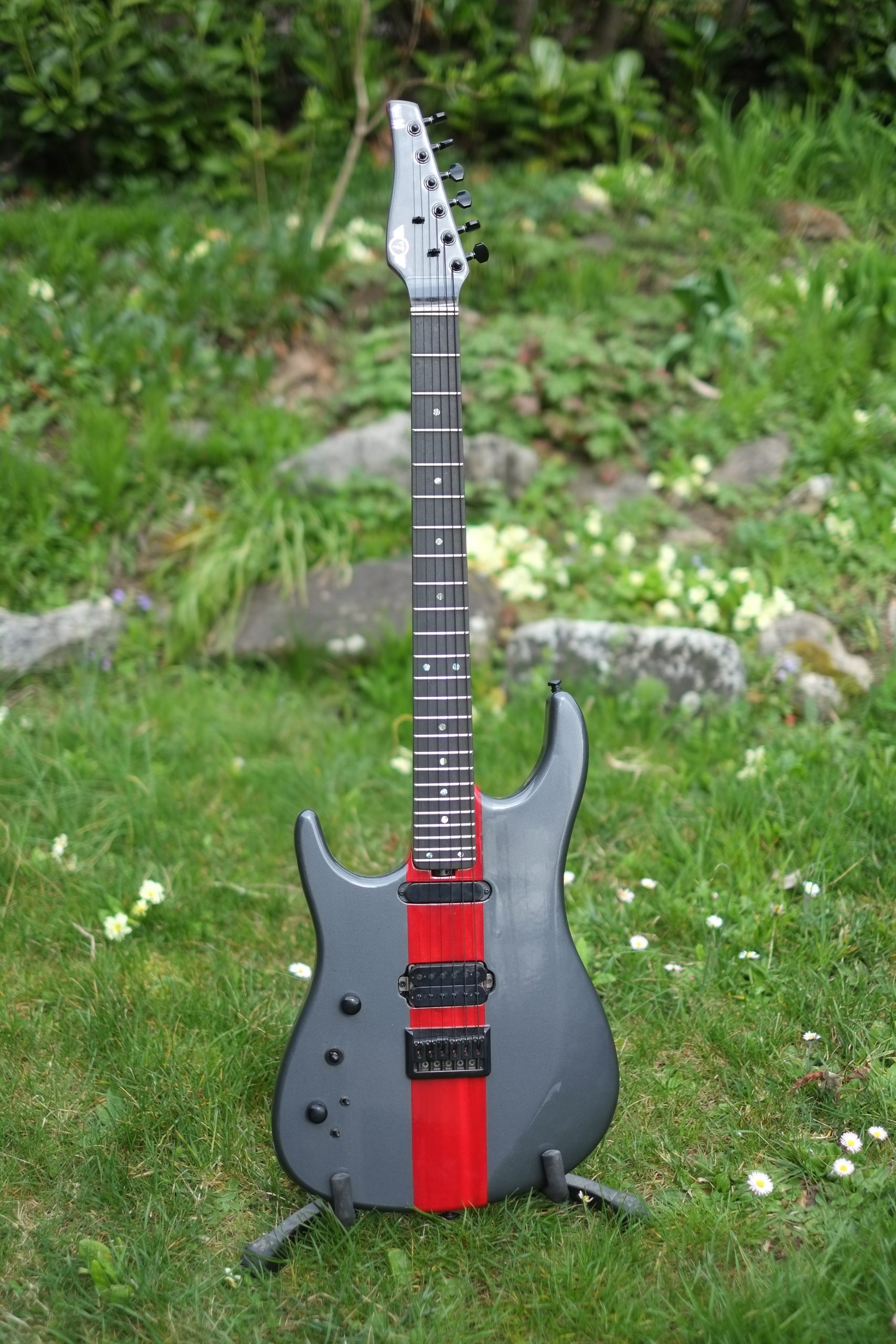 Guitare gauchère type M